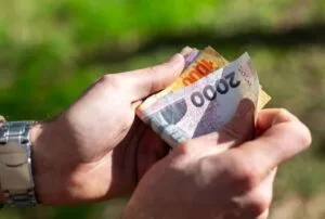 Recaudación cayó frente a la inflación en febrero