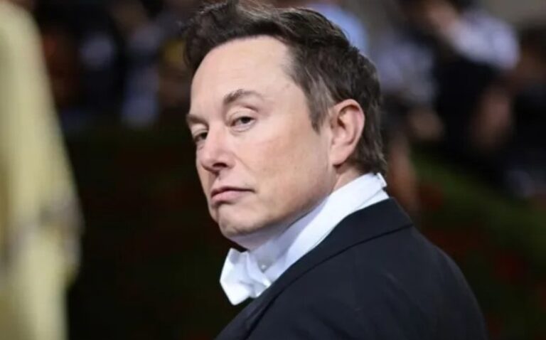 Elon Musk propone túnel para unir Londres y Nueva York en 54 minutos