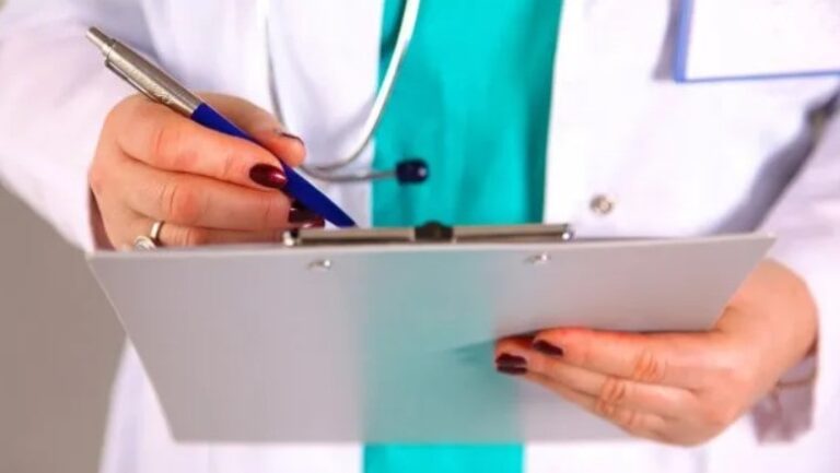 Aumentan las prepagas en diciembre por encima de la inflación