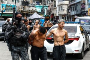 Operativo policial en Río deja 64 muertos y expone crisis en Brasil