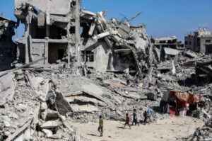 Israel reanuda ofensiva en Gaza tras denunciar violación de tregua