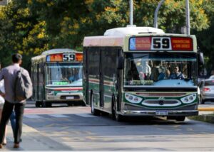 Cae el uso del transporte público por el fuerte aumento de tarifas