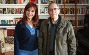 Cristina Kirchner recibió en su domicilio a Carlos Maslatón: de qué hablaron