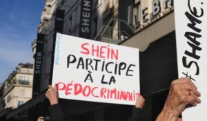 Detienen a un pedófilo en Francia por importar una muñeca sexual infantil