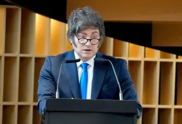 Milei pidió apoyo empresarial y admitió que la recuperación será lenta