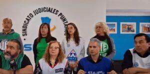 La Mesa Intersindical convocó a una marcha por recomposición salarial y piden una suba del 40%