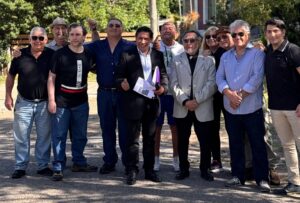 Sarmiento apuntó contra Olagaray: «Parece perrito faldero que anda sosteniendolo Poggi de un collar»