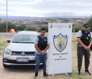 Secuestraron en Mina Clavero una camioneta que estaría vinculada a un crimen en Cerro de Oro