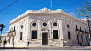 Empleados municipales recibirán incremento salarial y bonos especiales en diciembre