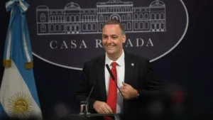 El Gobierno disolvió la ANDIS y pasó sus funciones al Ministerio de Salud