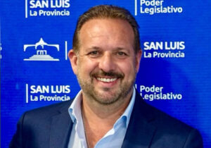 “No hay quién les compita”: González D’Alessandro puso a Poggi en el mismo lugar que Milei