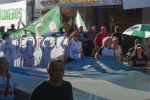 Duro documento de las centrales obreras de San Luis contra la reforma laboral de Milei