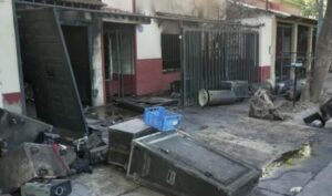 Una mujer murió tras el incendio de un depósito clandestino de pirotecnia en Mendoza: hay un detenido