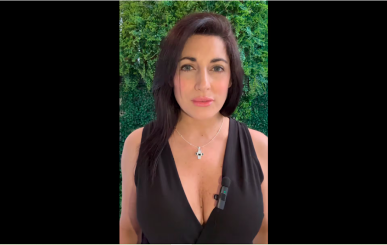 “Feliz Noche Buena de resurrección”: el papelón navideño de la diputada libertaria Juliana Santillán