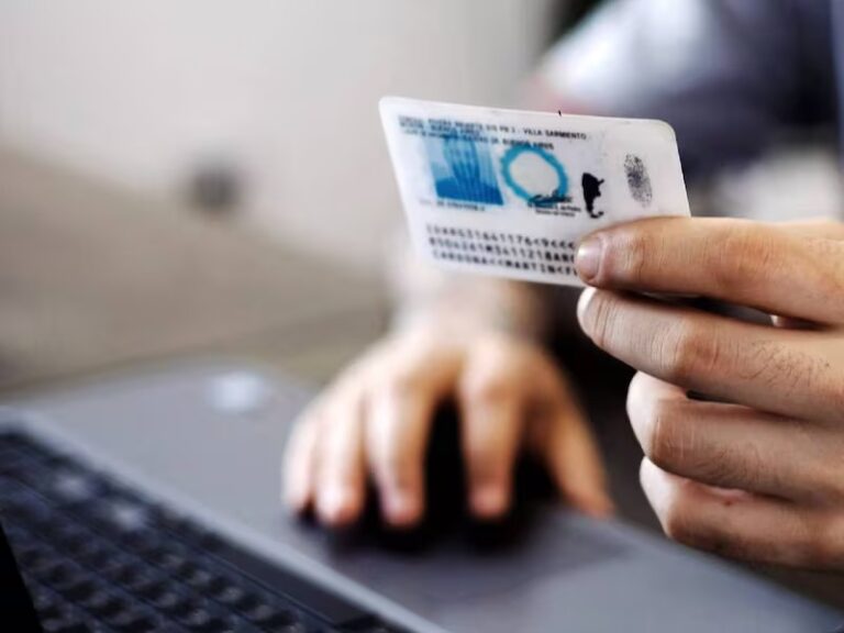 Cambios en el DNI y pasaporte: cómo serán los nuevos formatos