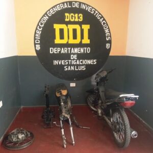 Investigan picadas ilegales: cinco allanamientos concluyeron con el secuestro de motos y celulares