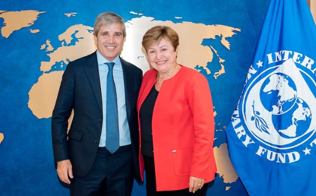 FMI revisa metas y reservas del acuerdo con Argentina