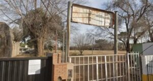 Murió jugando al fútbol: se desplomó en pleno partido y no pudieron reanimarlo