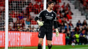Courtois cruzó a Chilavert y la polémica por Prestianni y Vinícius sumó otro capítulo
