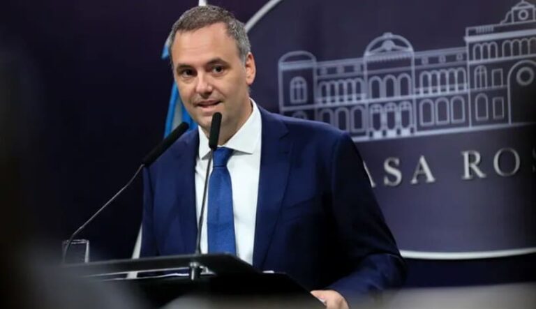 Manuel Adorni fulminó a Victoria Villarruel por su eventual candidatura presidencial: «No es parte de la gestión»