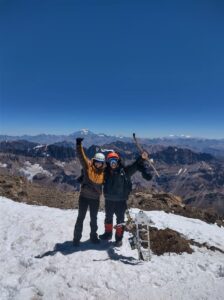 Rescate heroico en Mendoza: sanluiseños salvaron la vida de un joven y conquistaron el Cerro El Plata