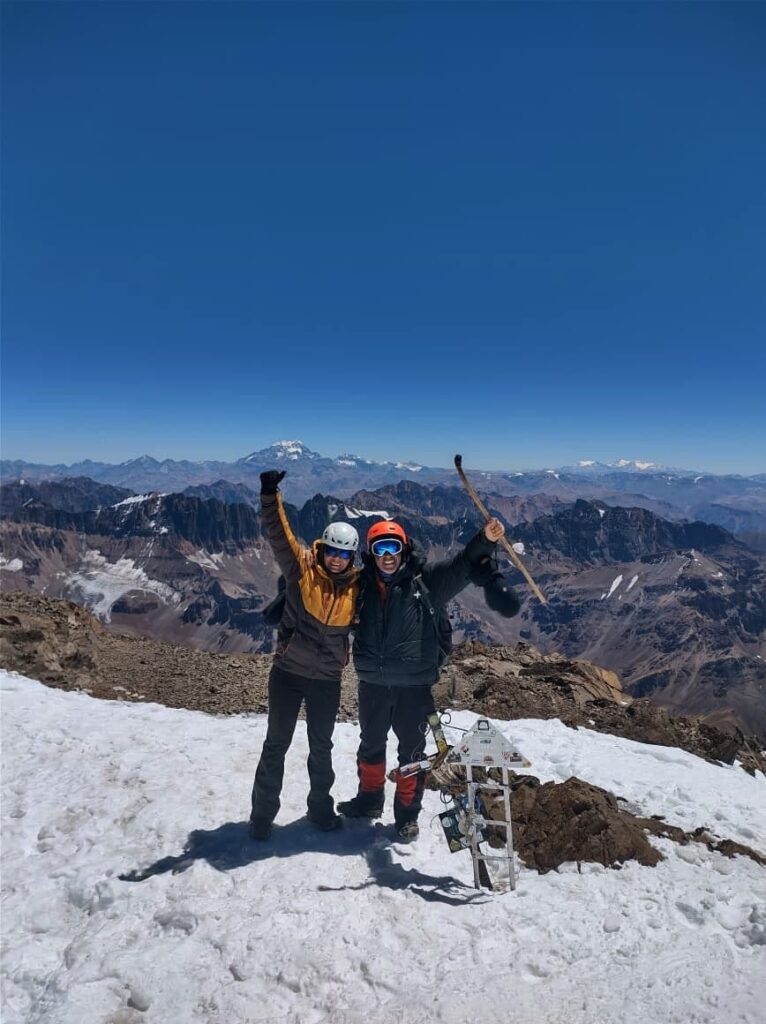 Rescate heroico en Mendoza: sanluiseños salvaron la vida de un joven y conquistaron el Cerro El Plata