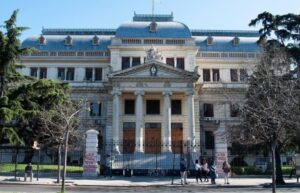 Nueva denuncia por abuso sexual sacude al Senado bonaerense