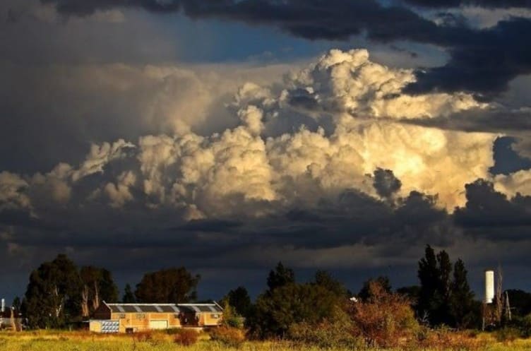 Emiten alerta meteorológica por fuertes tormentas para la provincia 