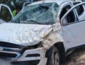 Despiste y vuelco en la ruta 147: un hombre y una mujer resultaron heridos 