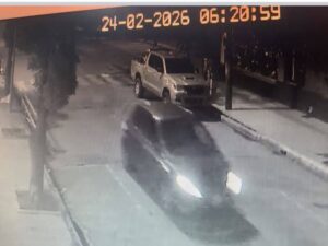 Villa Mercedes: una motociclista perdió una pierna tras ser atropellada por un conductor que no la asistió