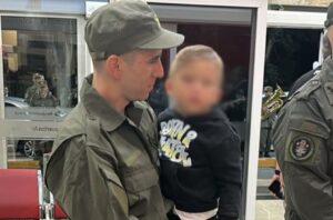 Nahuel Gallo aterriza en Ezeiza tras 448 días detenido