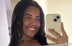 Brasil: apuñaló y prendió fuego a joven tras rechazo