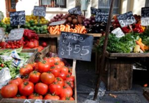 Inflación en Uruguay cae a su nivel más bajo en 70 años