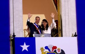 Kast ordena barreras fisicas en frontera con Bolivia