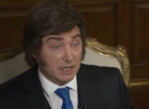 VIDEO | Milei justificó los despidos en Fate por la apertura de importaciones