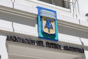 La AFA ratificó el paro del fútbol argentino: cuándo se jugará la fecha 9 del torneo Apertura 2026
