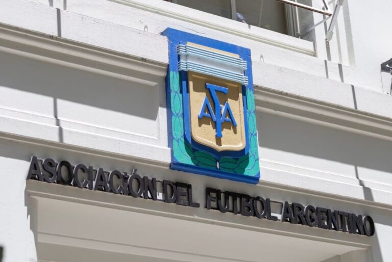 La AFA ratificó el paro del fútbol argentino: cuándo se jugará la fecha 9 del torneo Apertura 2026