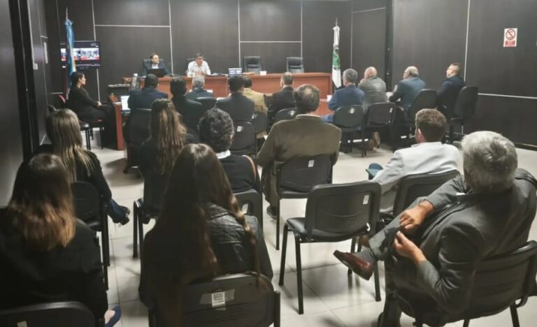 Imputan al exfuncionario Ricardo Bazla por presunta defraudación contra la administración pública