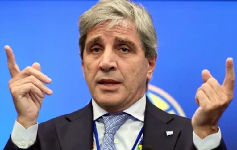 Luis Caputo pronosticó que «en febrero la inflación será más baja que en enero»