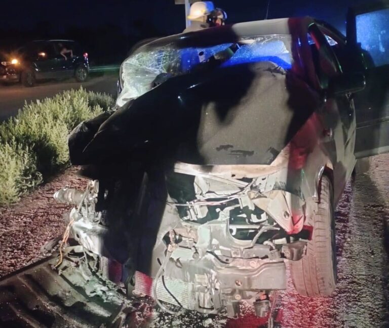 Cuatro heridos en un violento choque frontal en la ruta nacional 146