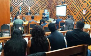 Condenan a la exfuncionaria Cintia Ramírez a prisión en suspenso e inhabilitación perpetua de cargos