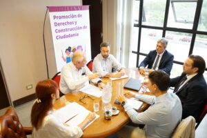 VIDEO | Defensoría del Pueblo y Banco Nación buscan prevenir estafas virtuales que afectan a adultos mayores