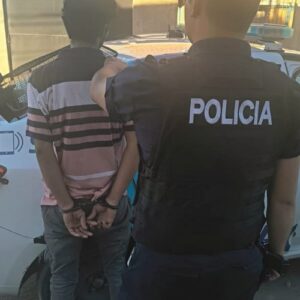 Detuvieron a un joven que agredió a su ex pareja con una cadena en el Bº República