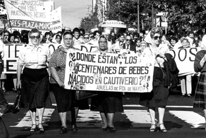 Con Milei, el Estado abandona la búsqueda de los nietos robados durante la dictadura cívico militar