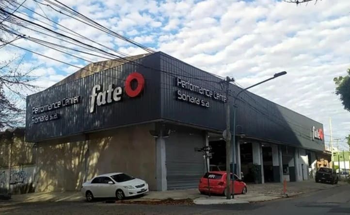 La Justicia revocó la orden de desalojo del predio de FATE