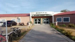 Vecinos de Santa Rosa del Conlara se movilizan para evitar la renuncia de una cardióloga