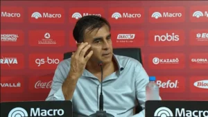 Quinteros, tras la derrota de Independiente: “Nos falta seriedad defensiva”