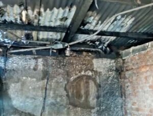 Bomberos sofocaron un incendio en un edificio del Paseo del Padre: no hubo heridos 