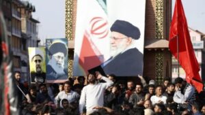 Irán, entre el luto y la protesta: marchas y movilizaciones dividen al país en medio de la crisis