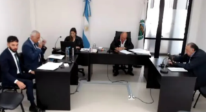 Declararon en rebeldía a un imputado por robo agravado que reside en España: ordenaron su captura